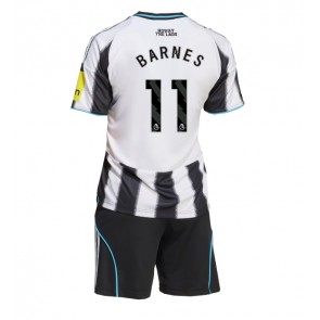 Newcastle United Harvey Barnes #11 Dětské Domácí dres komplet 2025-26 Krátký Rukáv (+ trenýrky)